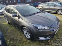 Usata Ford Focus Titanium 125 CV (91 kW) 2017 Grigio Station wagon