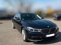 Gebraucht BMW 740 Performance 320 PS (235 kW) 2018 Blau Limousine