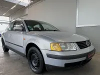 Gebraucht VW Passat 125 PS (91 kW) 1997 Silber Limousine