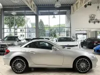 Gebraucht Mercedes SLK200 184 PS (135 kW) 2010 Iridiumsilber  metalliclack Cabrio