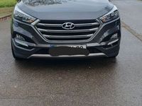 gebraucht Hyundai Tucson 2.0 CRDi 135kW Premium 4WD Automatik ...