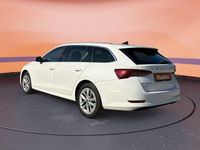 Gebraucht Skoda Octavia 116 PS (85 kW) 2023 Weiß Kombi