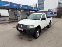 Gebraucht Mitsubishi L200 Inform 136 PS (100 kW) 2011 Weiß Abholung