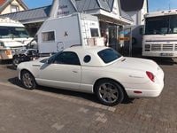 Usata Ford Thunderbird 284 CV (208 kW) 2004 Bianco Cabrio