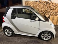 Gebraucht Smart ForTwo Cabrio 71 PS (52 kW) 2014 Weiß Cabrio
