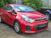 Gebraucht Kia Rio Edition 7 109 PS (80 kW) 2015 Rot Kleinwagen