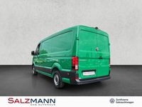 Gebraucht VW Crafter 163 PS (119 kW) 2024 Grün Van