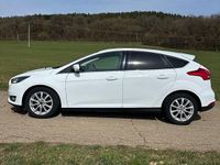 Gebraucht Ford Focus Titanium 101 PS (74 kW) 2016 Weiß Kombi