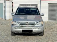 Gebraucht Mercedes ML270 163 PS (119 kW) 2004 Silber SUV