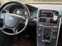 Gebraucht Volvo XC60 Kinetic 163 PS (119 kW) 2012 Schwarz SUV