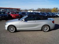 Gebraucht BMW 218 136 PS (100 kW) 2017 Glaciersilber Cabrio