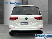 Gebraucht VW Touran Highline 150 PS (110 kW) 2024 Weiß Van / Kleinbus