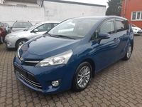Gebraucht Toyota Verso 147 PS (108 kW) 2016 Blau Van / Kleinbus