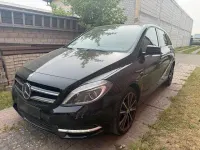 Second-hand Mercedes B200 156 CP (114 kW) 2012 Negru Monovolum