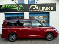Gebraucht VW T7 Life 150 PS (110 kW) 2024 Fortana red Van
