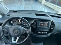 Gebraucht Mercedes e-Vito 85 kW (116 PS) 2023 Silber Van / Kleinbus