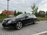 Używany Mercedes E220 Avantgarde 170 KM (125 kW) 2017 Czarny Kombi