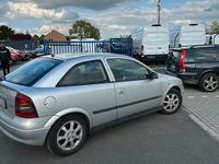 Second-hand Opel Astra 103 CP (75 kW) 2007 Argintiu Berlinǎ