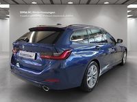 Gebraucht BMW 320e 163 PS (119 kW) 2022 Blau Limousine