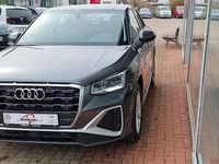 Gebraucht Audi Q2 S-Line 150 PS (110 kW) 2023 Grau SUV