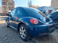 Gebraucht VW New Beetle Freestyle 75 PS (55 kW) 2010 Blau Kleinwagen