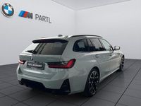 Neu BMW 330 Performance 286 PS (210 kW) 2025 Grau Kombi