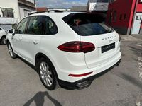 Gebraucht Porsche Cayenne 262 PS (192 kW) 2015 Pure white SUV