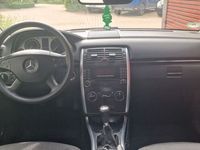 Gebraucht Mercedes B180 109 PS (80 kW) 2008 Silber Van / Kleinbus