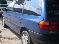 Gebraucht VW Sharan 116 PS (85 kW) 1995 Blau metallic Van / Kleinbus