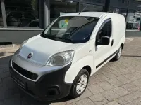 Gebraucht Fiat Fiorino 80 PS (58 kW) 2017 Weiß Van / Kleinbus