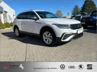 Gebraucht VW Tiguan Allspace 150 PS (110 kW) 2023 Weiß SUV