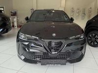 Neu Alfa Romeo GT Junior Edizione Speciale 136 PS (100 kW) 2025 Schwarz SUV