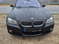 Gebraucht BMW 325 Exclusive 218 PS (160 kW) 2010 Schwarz Kombi