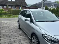 Gebraucht Mercedes B180 109 PS (80 kW) 2018 Silber Van / Kleinbus