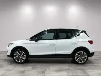 Gebraucht Seat Arona FR 116 PS (85 kW) 2024 Nevada weiß metallic/midnight SUV