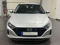Gebraucht Hyundai i20 101 PS (74 kW) 2021 Silber Limousine