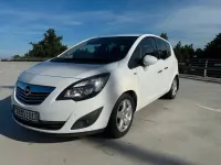 Gebraucht Opel Meriva Design Edition 101 PS (74 kW) 2010 Weiß Van / Kleinbus
