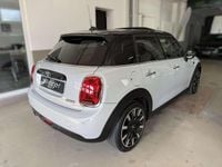Gebraucht Mini Cooper 136 PS (100 kW) 2020 White silver Kleinwagen