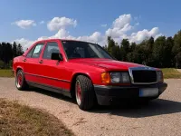 Gebraucht Mercedes 190 160 PS (117 kW) 1987 Rot Limousine