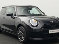 Gebraucht Mini Cooper Classic 156 PS (114 kW) 2024 Schwarz Kleinwagen