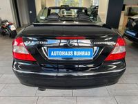 Second-hand Mercedes CLK200 163 CP (119 kW) 2006 Negru Cabrio
