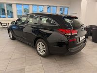 Gebraucht Hyundai i30 Select 120 PS (88 kW) 2018 Schwarz Kombi