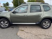 Gebraucht Dacia Duster Lauréate 109 PS (80 kW) 2014 Grün SUV