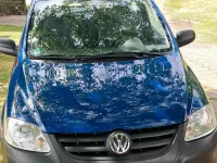 Gebraucht VW Fox 54 PS (39 kW) 2007 Blau Kleinwagen