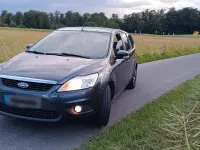 Gebraucht Ford Focus 80 PS (58 kW) 2010 Grau Kombi