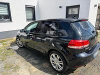 Second-hand VW Golf VI 105 CP (77 kW) 2011 Negru Hatchback
