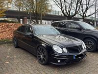 Gebraucht Mercedes E320 Avantgarde 224 PS (164 kW) 2008 Schwarz Limousine