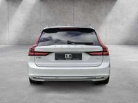 Gebraucht Volvo V90 Core 398 PS (292 kW) 2024 Weiß Kombi