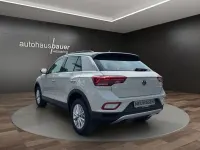Gebraucht VW T-Roc Life 116 PS (85 kW) 2025 Ascotgrau SUV