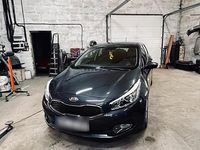 Gebraucht Kia Ceed 100 PS (73 kW) 2015 Grau Kleinwagen
